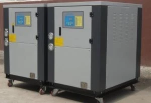 Răcitoare de apă răcite cu aer purtător de temperatură joasă, cu compresor dublu